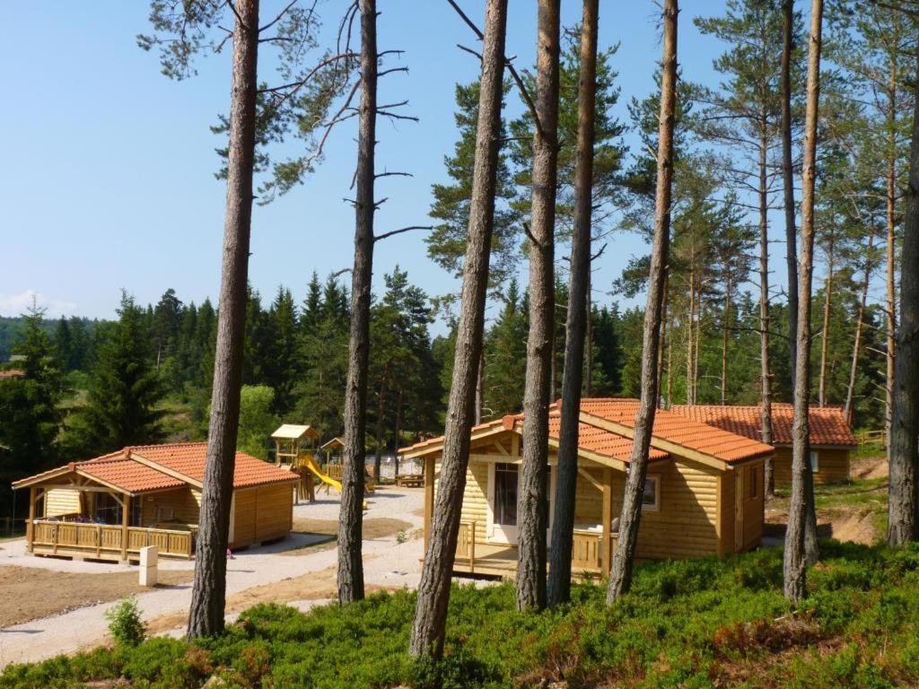 Les Chalets du Haut-Forez Usson-en-Forez Extérieur photo